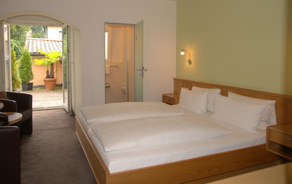 Hotel Alpenblick Garni Uberlingen Kamer foto