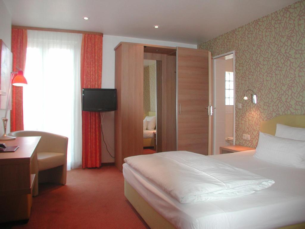 Hotel Alpenblick Garni Uberlingen Kamer foto